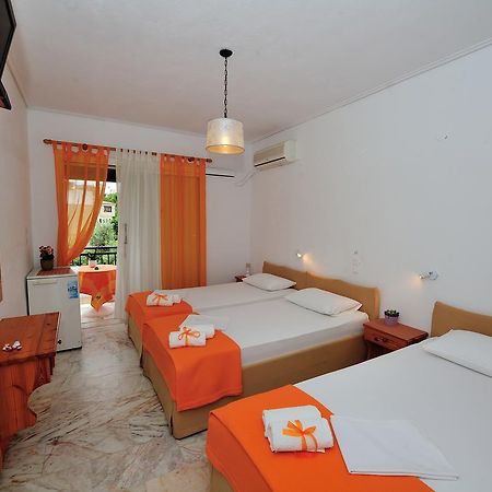Filoxenia Hotel Skiathos Town Exterior photo