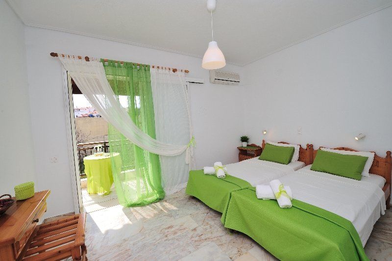 Filoxenia Hotel Skiathos Town Exterior photo